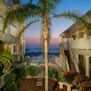  Apartment Belleair Club
