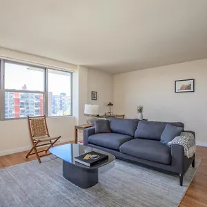 https://arch-dome-dtown-lux-loft-with-rooftop-by-zencity-saint-3.saint-louishotels.com
